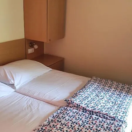 Apartment Sunshine Sh Apartmanhaz